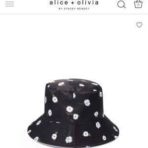 AO X FABFITFUN REVERSIBLE BUCKET HAT
